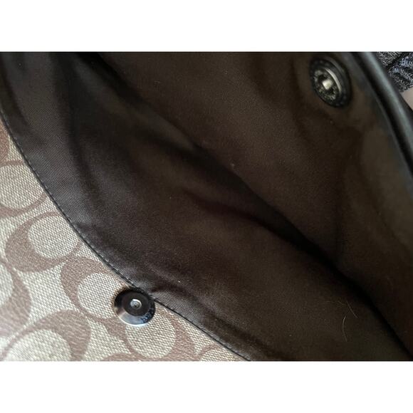 COACH F19823 Khaki Mahogany Dark Brown Trim Bag - Picture 4 of 6